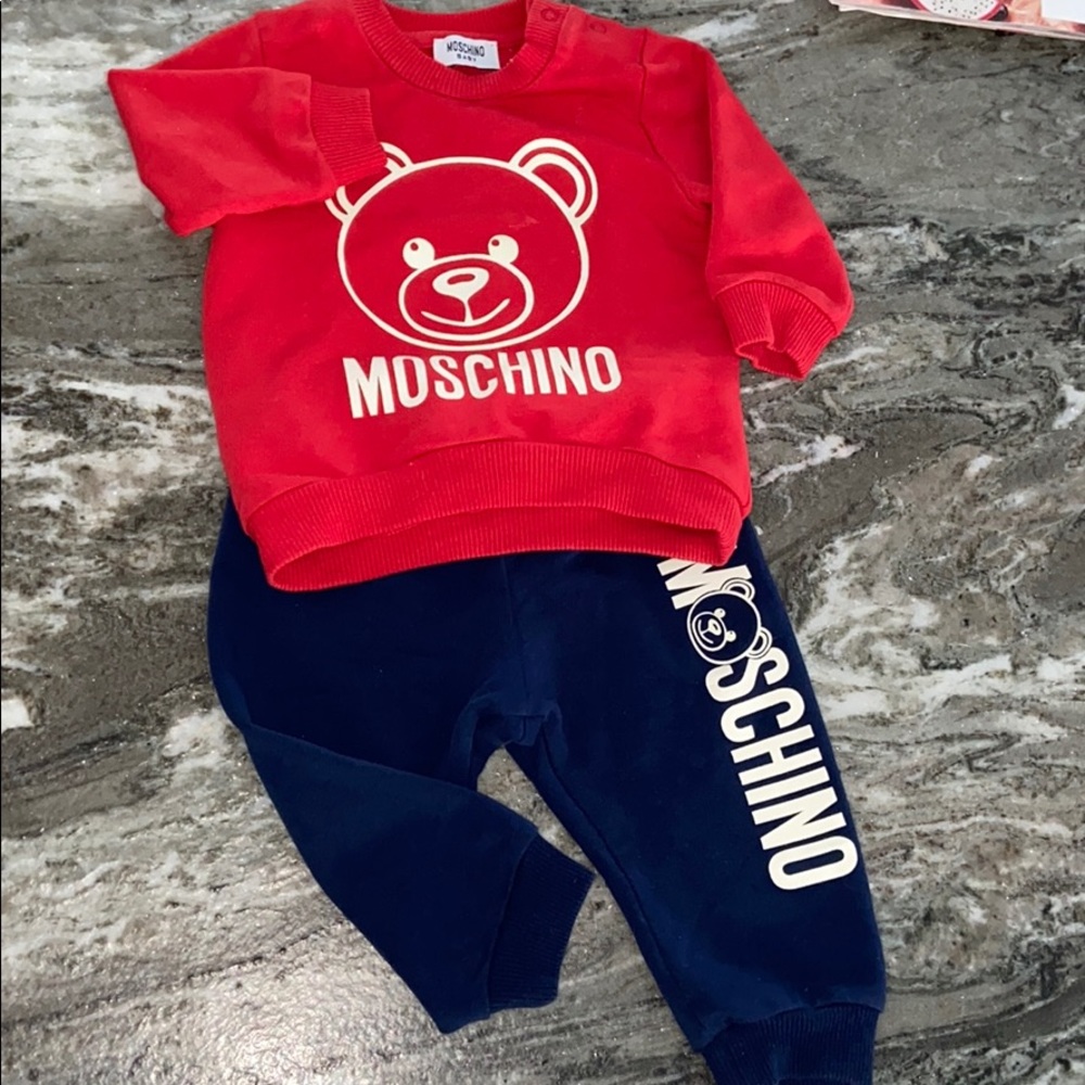 Moschino 2 Pc Set